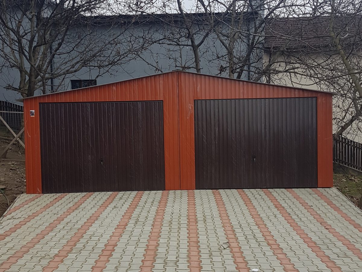 Plechová montovaná garáž 7×6 m - hnedá