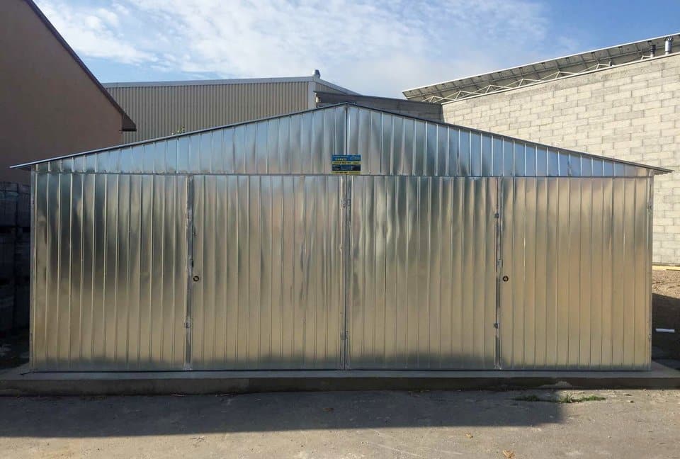Plechová montovaná garáž 6,5×7,5 - pozinkovaná