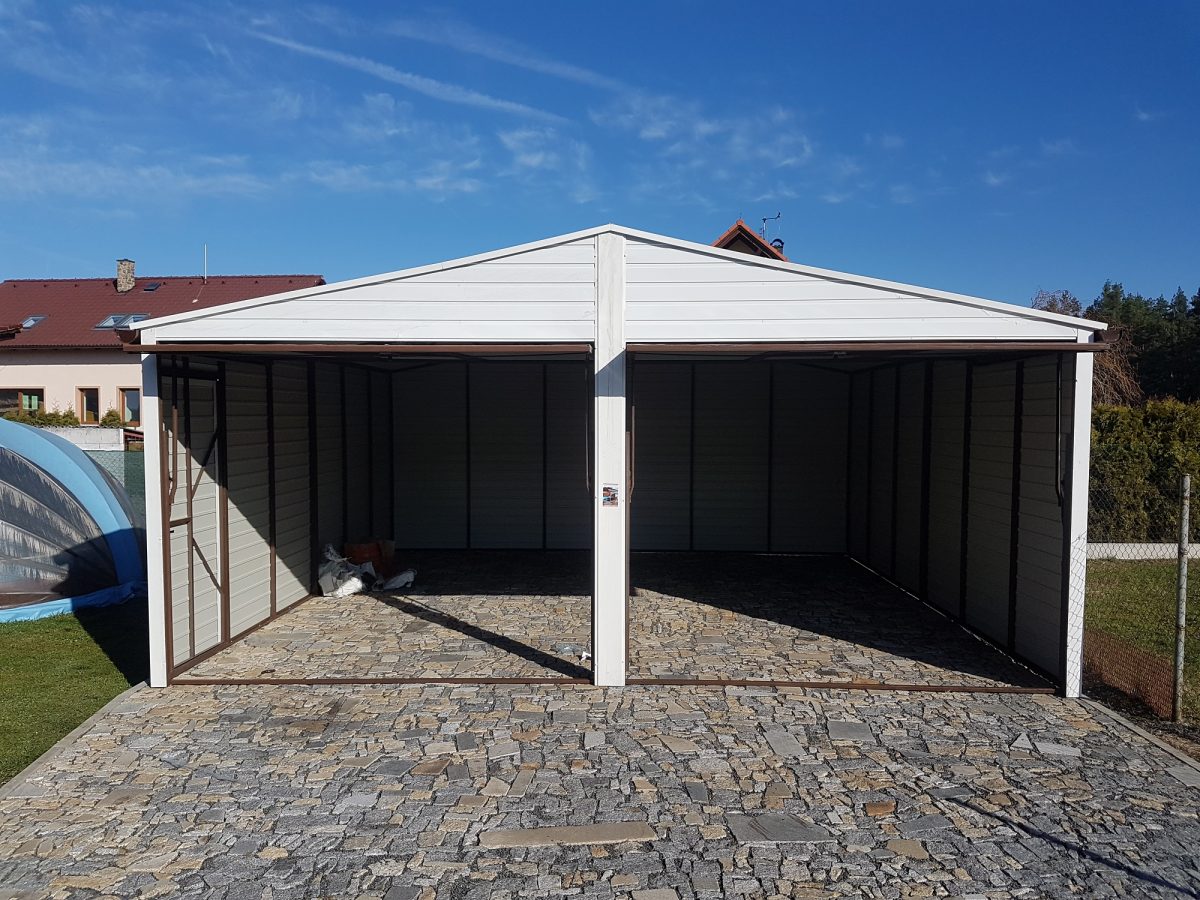 Plechová garáž 6x6 m - biela/zlatý dub